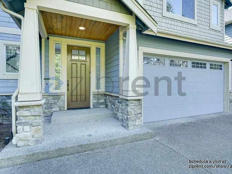 7607 NE 143rd Ct — Photo 3