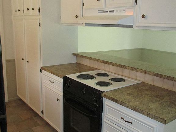 8516 Arthur Circle, Kitchen (2)