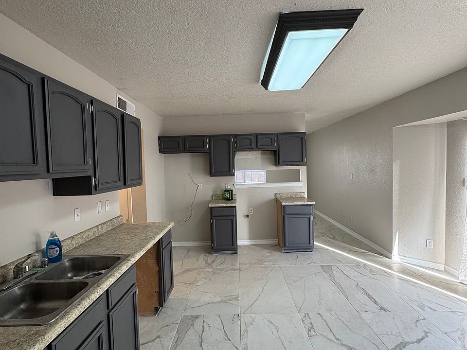 1st image of 1717 Shawna Laurie Ct