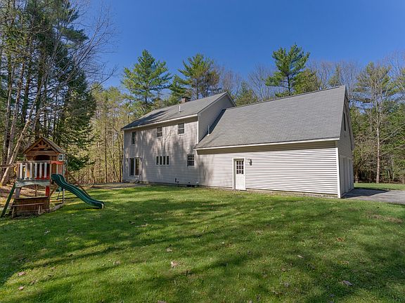 4th image of 110 Christopher Road