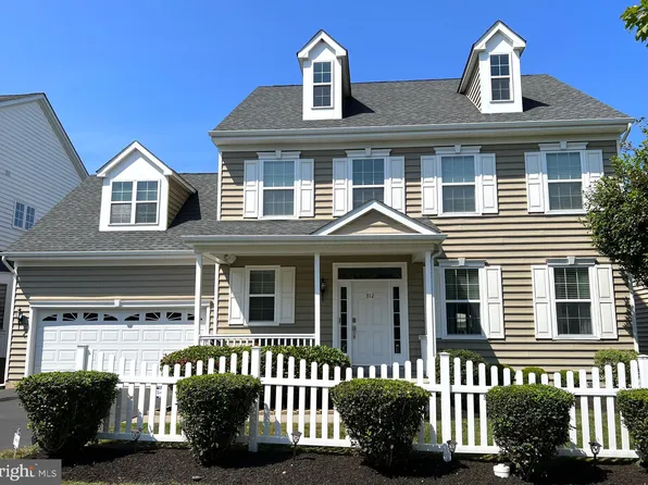 312 Kennard Rd, Perkasie, PA 18944