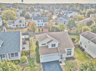870 Taralon Trl, Lake In The Hills, IL 60156