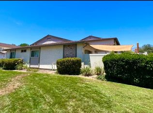 551 E D St, Upland, CA 91786