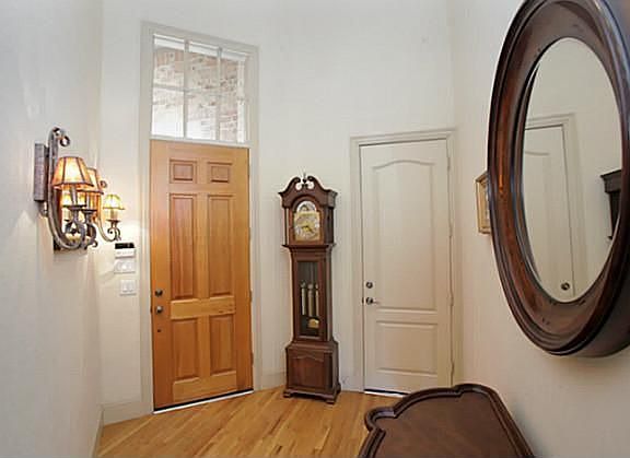 3rd image of 12022 Lueders Ln