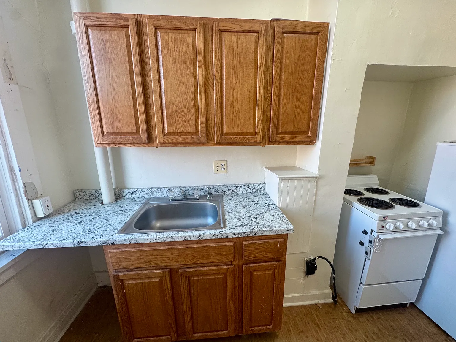 1 bed, 600 sqft, $1,000 — Photo 2