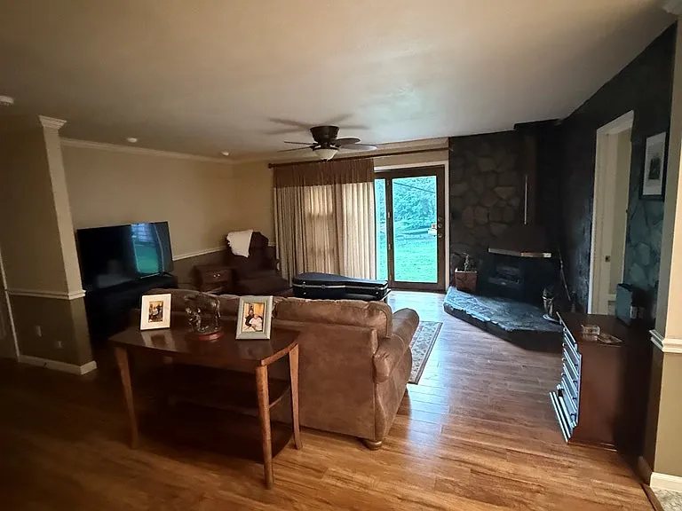 2905 River Rd — Photo 4