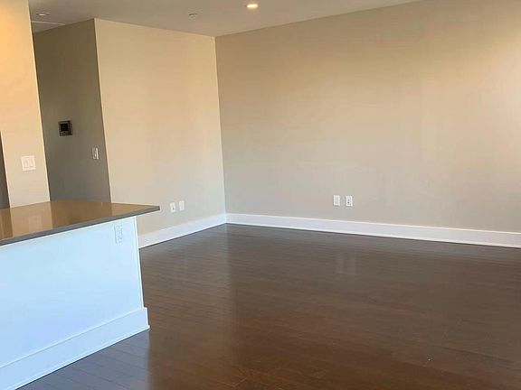 3rd image of 66 Bay Ave Floor 3