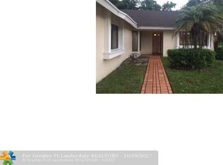 7828 Roble Ln, Lake Worth, FL 33467