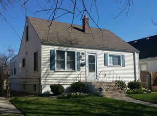 3628 Washington St, Lansing, IL 60438