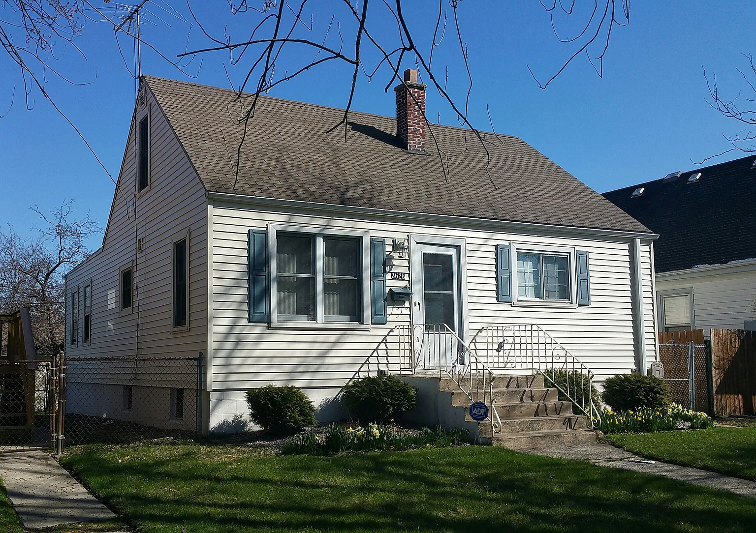 3628 Washington St photo 1