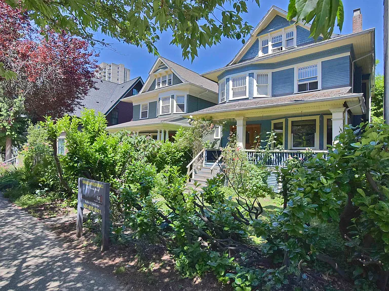 1517 Comox St #1 — Photo 17