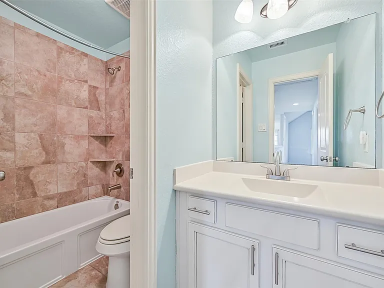 4511 Apple Point Ln — Photo 33