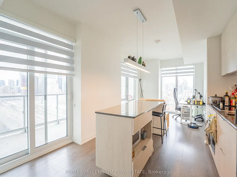 20 Richardson St #1808 — Photo 14