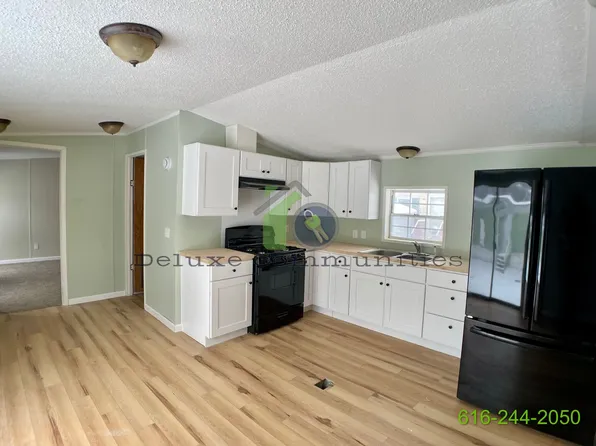 129 Wesler Dr #53, Gobles, MI 49055