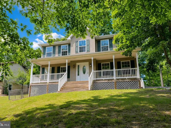 11769 Big Bear Ln, Lusby, MD 20657