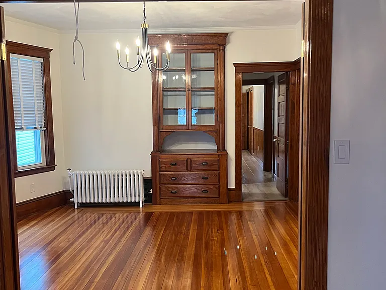 10 Antrim St #2 — Photo 6