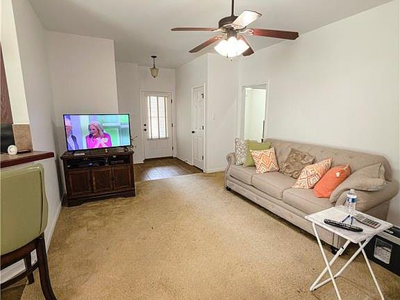 4th image of 1004 S Sanctuary Ave