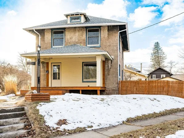 1011 84th Ave W, Duluth, MN 55808
