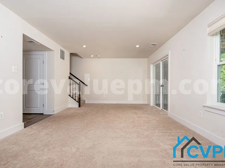 2542 Buckthorn Dr — Photo 23