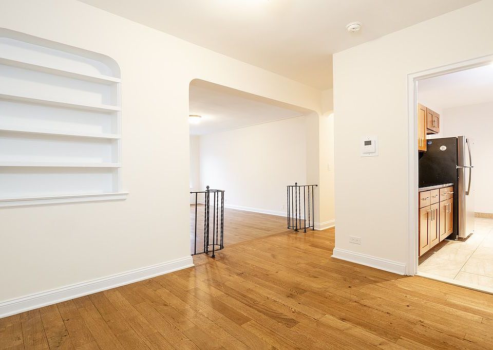 1st image of 212 W 22nd St #6K