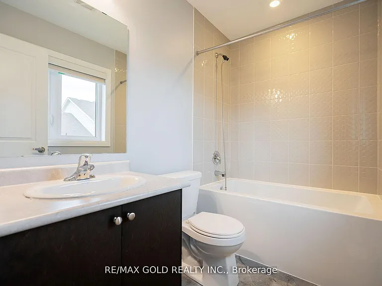 4064 Maitland St — Photo 17