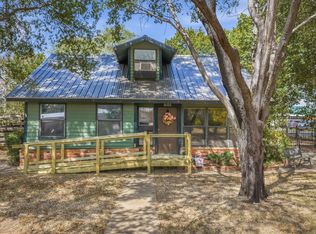 401 S 10th St, Comanche, OK 73529