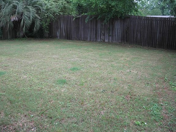 2nd image of 3507 Royal Carriage Dr