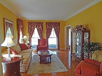 4th image of 6455 La Petite Pl