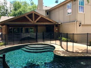 6911 Charade Dr, Dallas, TX 75214