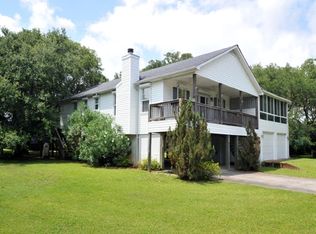 508 4th St S, Carolina Beach, NC 28428