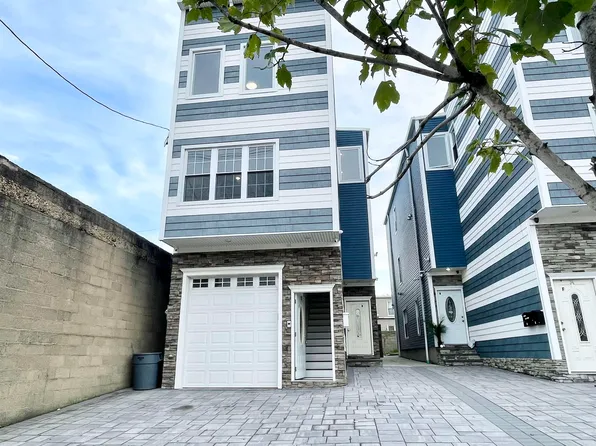 32 W 55th St, Bayonne, NJ 07002