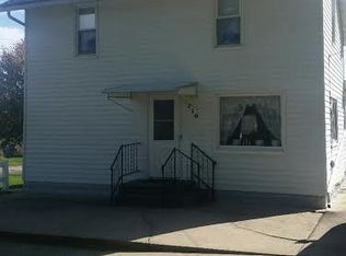 210 Dole St, Hudson, IN 46747