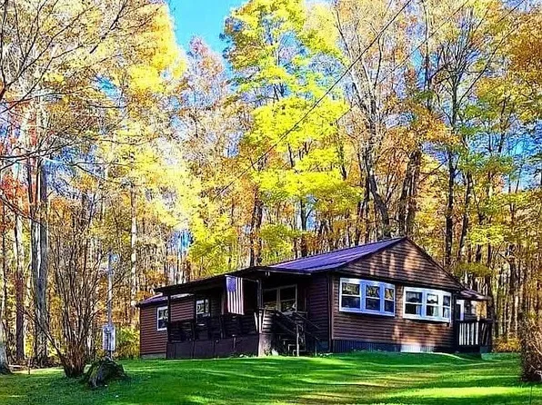 116 Dirt Rd, Seward, PA 15954