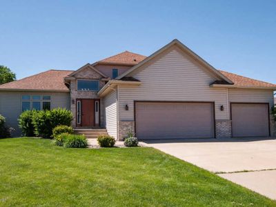 706 9th St NW, Byron, MN, 55920