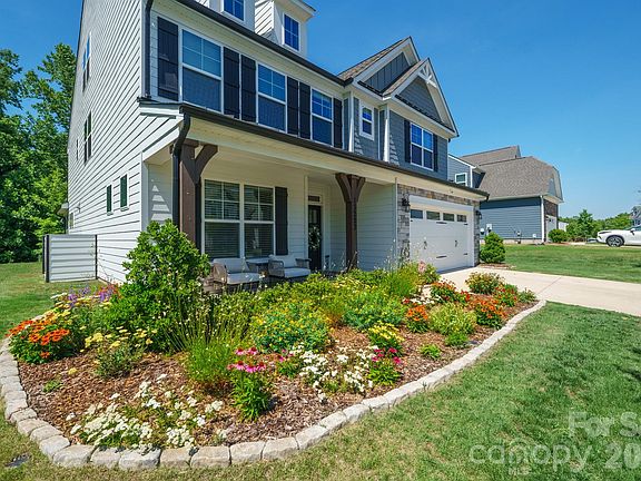 3rd image of 13223 Fiore Pl