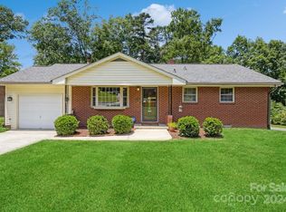 659 Hyde Park Dr NE, Concord, NC 28025