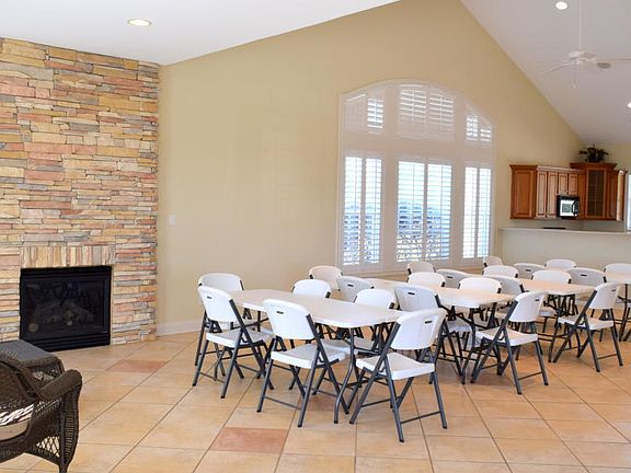 5th image of 157 Chalmette Way