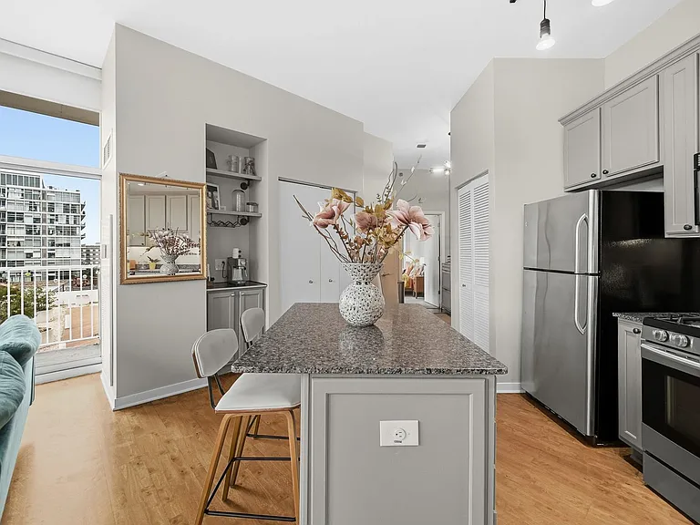 1600 S Indiana Ave #610 — Photo 7