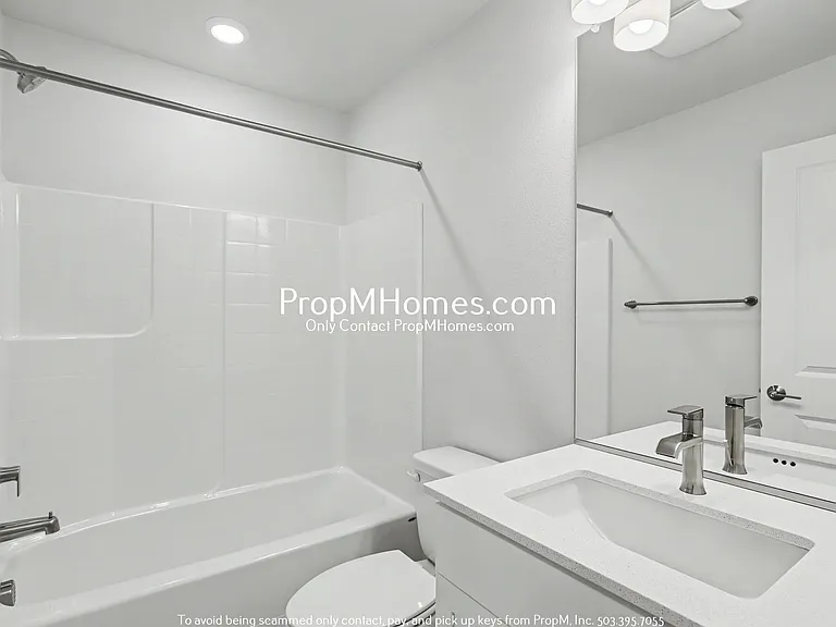 7527 NW Eleanor Ave — Photo 15