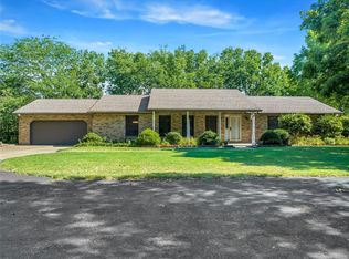 200 Paul Simon Dr, Waterloo, IL 62298