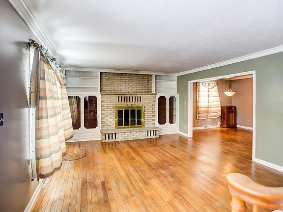 4th image of 238 Madison Ave