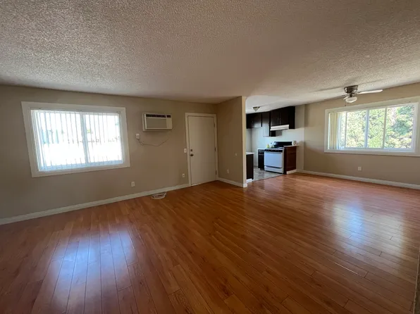 14601 W Vanowen St, Van Nuys, CA 91405