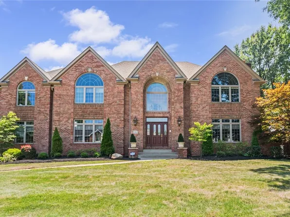 232 Alaqua Dr, Sewickley, PA 15143