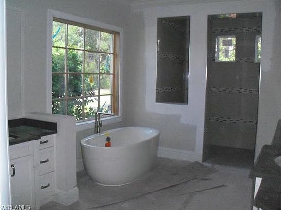 5th image of 28884 Blaisdell Dr