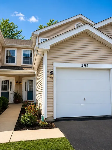 292 Hunterdon Ct #292 Photo 1