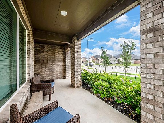 4th image of 28735 Halle Ray Drive