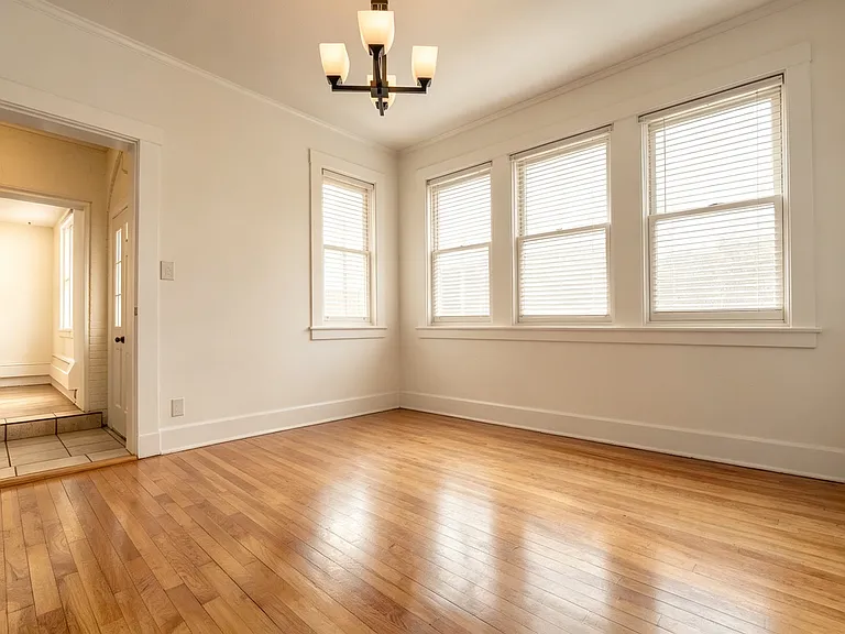 23 Auman St — Photo 12