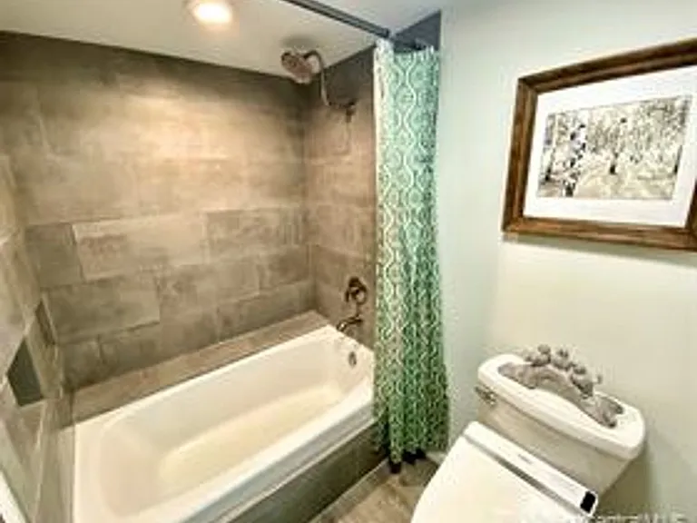 1650 Ala Moana Blvd — Photo 10