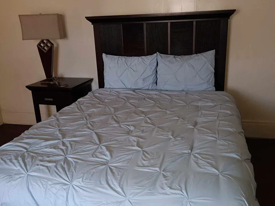 207 N Peninsula Dr #2