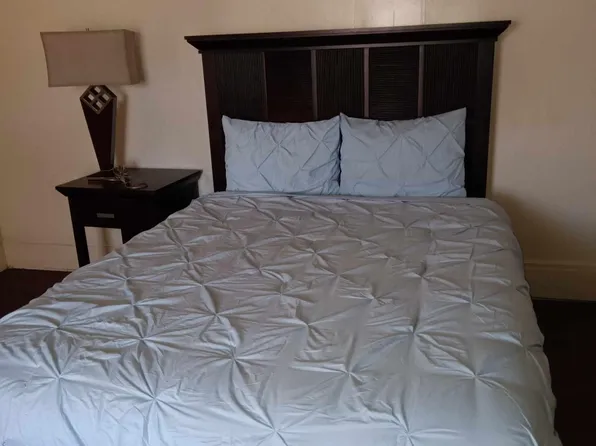 207 N Peninsula Dr #2, Daytona Beach, FL 32118